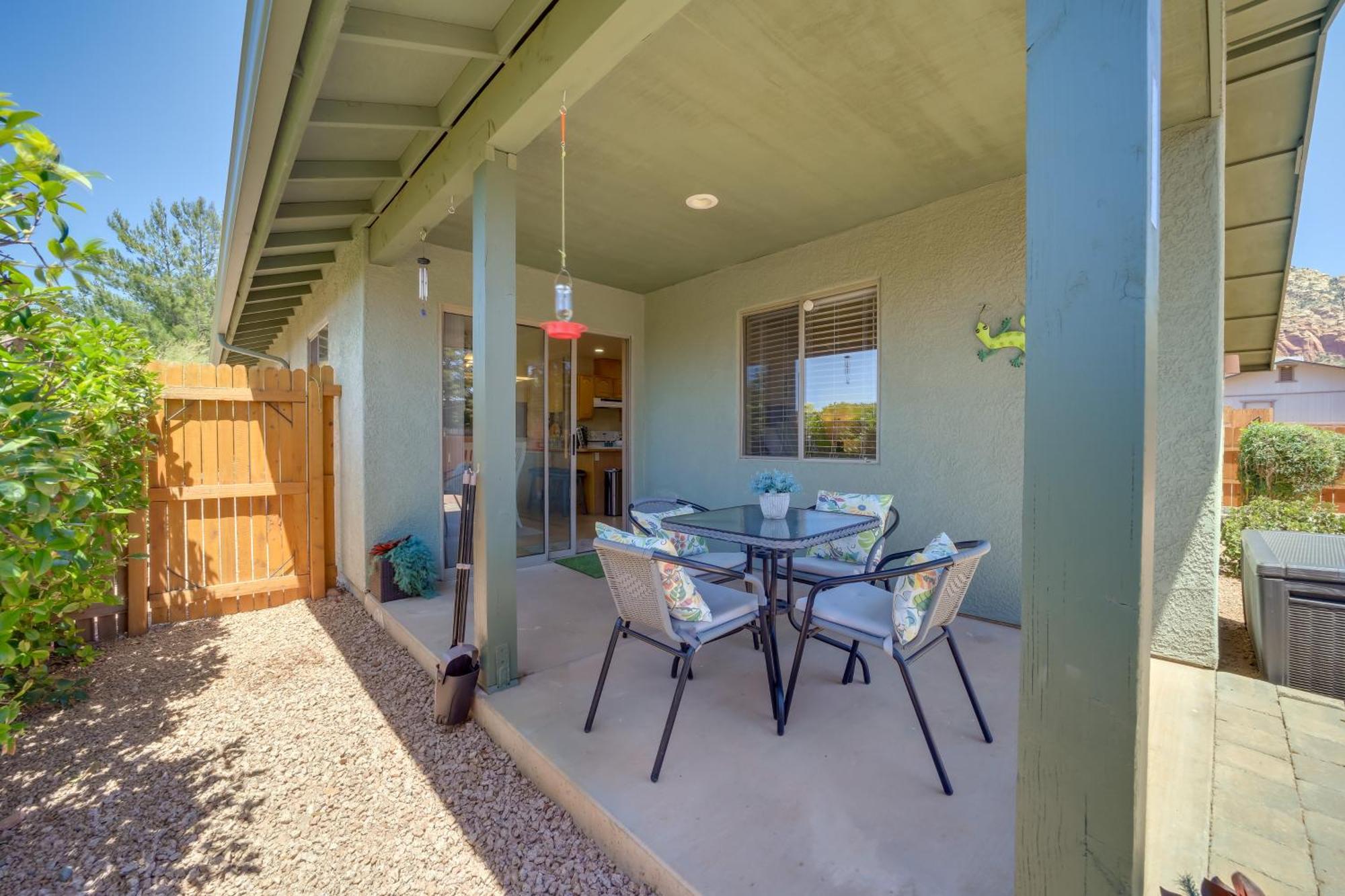 Red Rock Retreat With Patio 3 Mi To Downtown Sedonaヴィラ エクステリア 写真