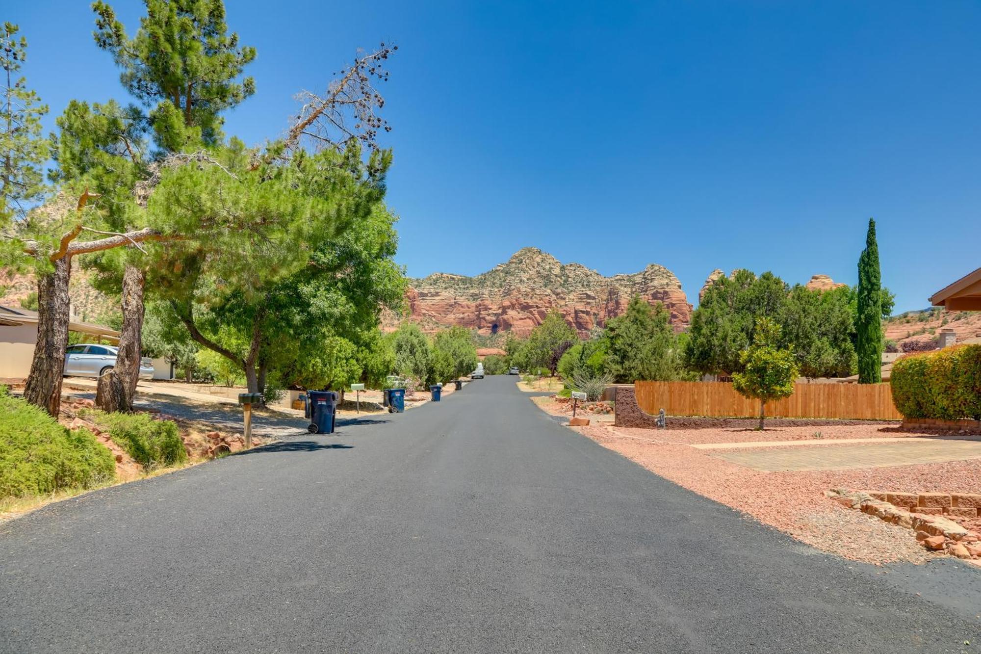 Red Rock Retreat With Patio 3 Mi To Downtown Sedonaヴィラ エクステリア 写真